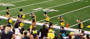 Female cheerleaders at the University of Michigan © D. Nystrom
